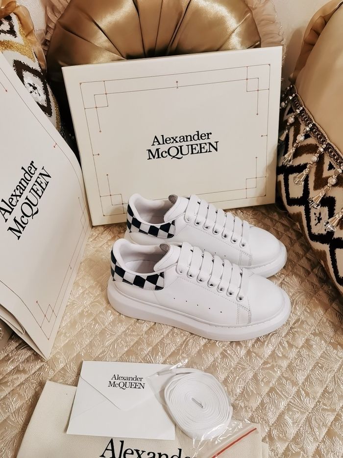 Alexander Mcqueen Couple Shoes AMS00017